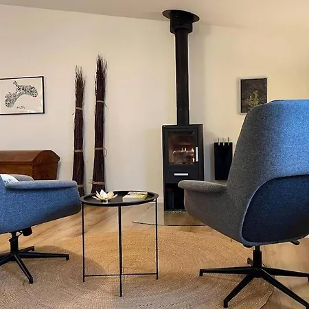 Pia's Apartment