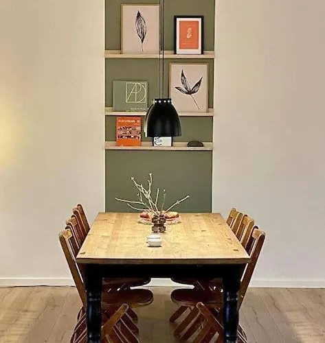 Pia's Apartment